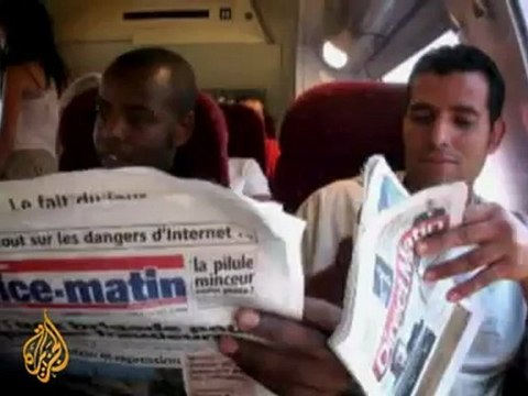 Tunisian migrants evade authorities to enter France