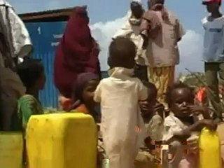 UN makes historic Somali aid drop