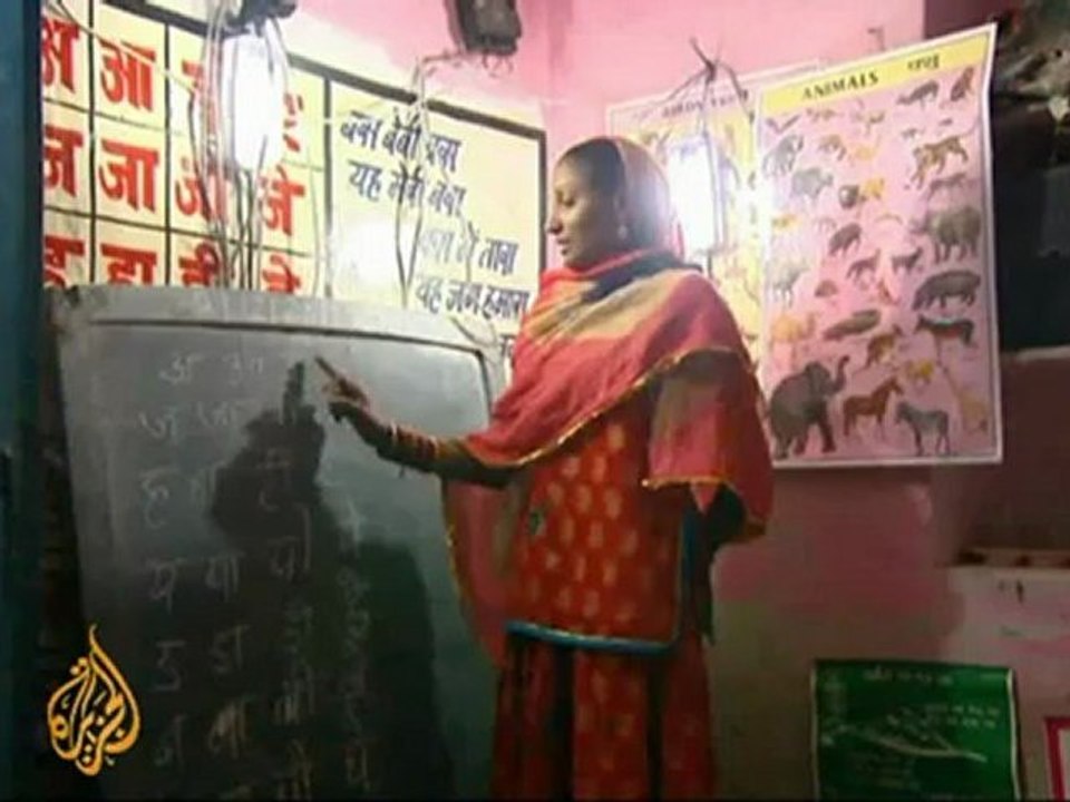 Indian college teaches solar lessons to women