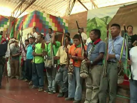 القوات المسحلة الثورية الكولومبية تخضع للمحاكمة في قرى محلية