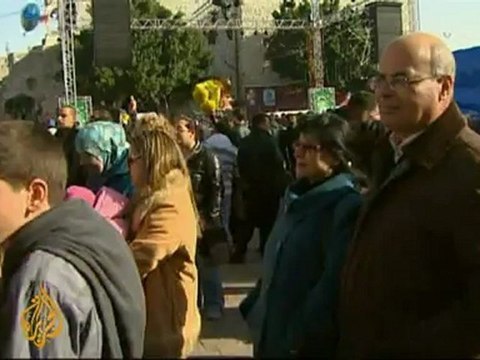 Crowds flock to Bethlehem for Christmas