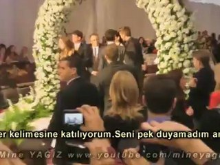 Kristen, Robert ve Taylor Şafak Vakti Bölüm 1 Londra Galasında Konuşuyor - Altyazılı