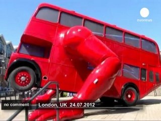 London double decker does push-ups - no comment