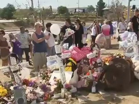 Christian Bale In Aurora (20120724 ) #4