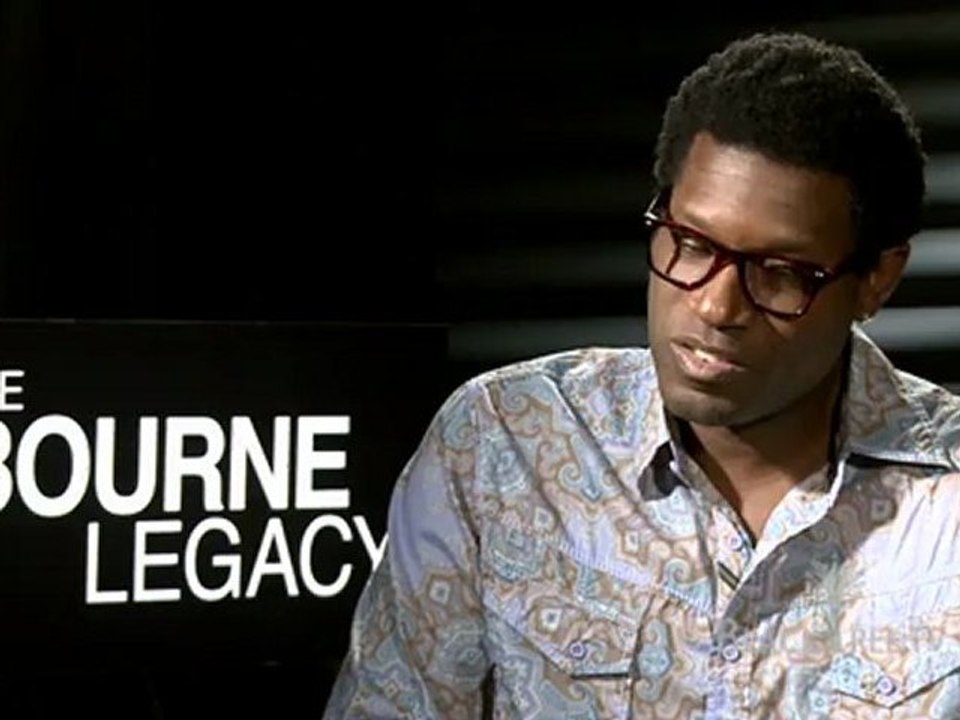 THE BOURNE LEGACY | Edward Norton Interview