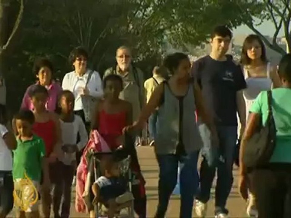 Cherry blossoms bloom in Washington