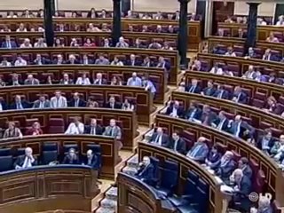 El PP vota a favor del FROB pese a las críticas