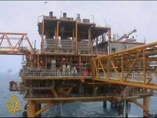 Iran's MPs debate Strait of Hormuz closure