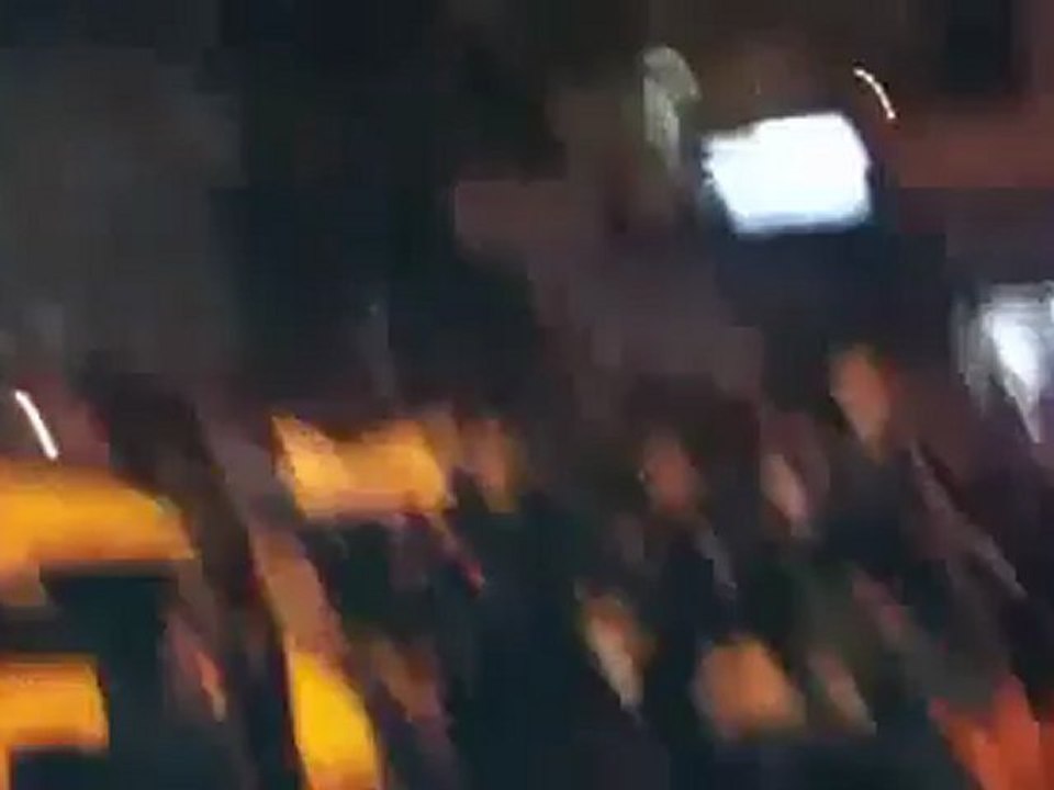 Syria فري برس حلب   الأشرفية   مظاهرة مسائية من شارع آزادي 23 7 2012 ج3 Aleppo