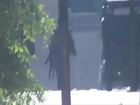 Syria فري برس حماة المحتلة حملة مداهمات قوية في حي الاربعين 2012 7 23 Hama