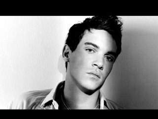 Jonathan Rhys Meyers To Star As Dracula In New Vampire Show - Hollywood Hot