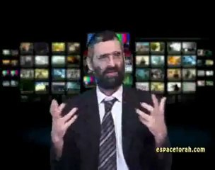 le swastika et l'alphabet hébraique