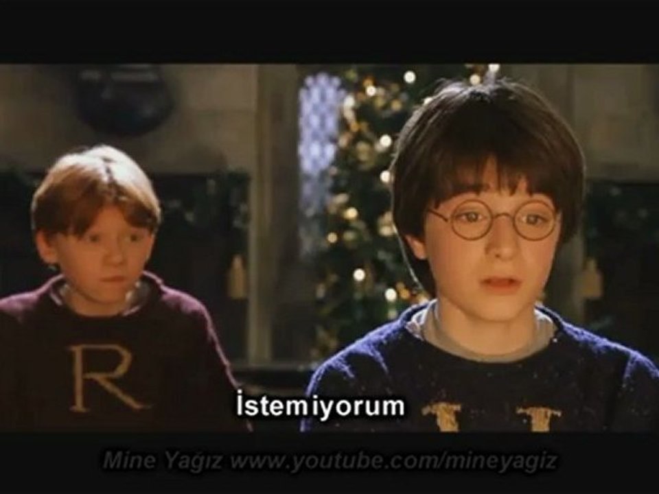 Harry ve Ron Noel Tatilinde Büyük Salonda  - Felsefe Taşı Kesilmiş Sahne - Altyazılı