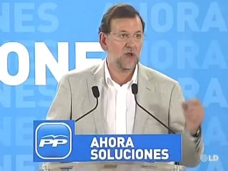 Rajoy: "España no necesita las fotos de Zapatero"