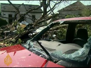 Tornadoes batter US heartland