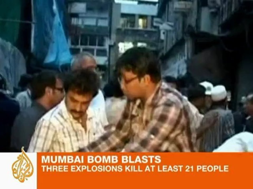 Multiple blasts strike Mumbai