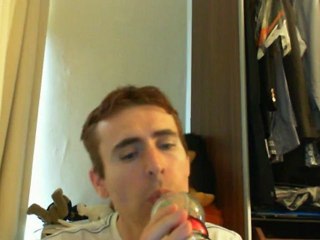 Wiwi égratigne "remedy" de Professor Green & Ruth Anne Cunningham