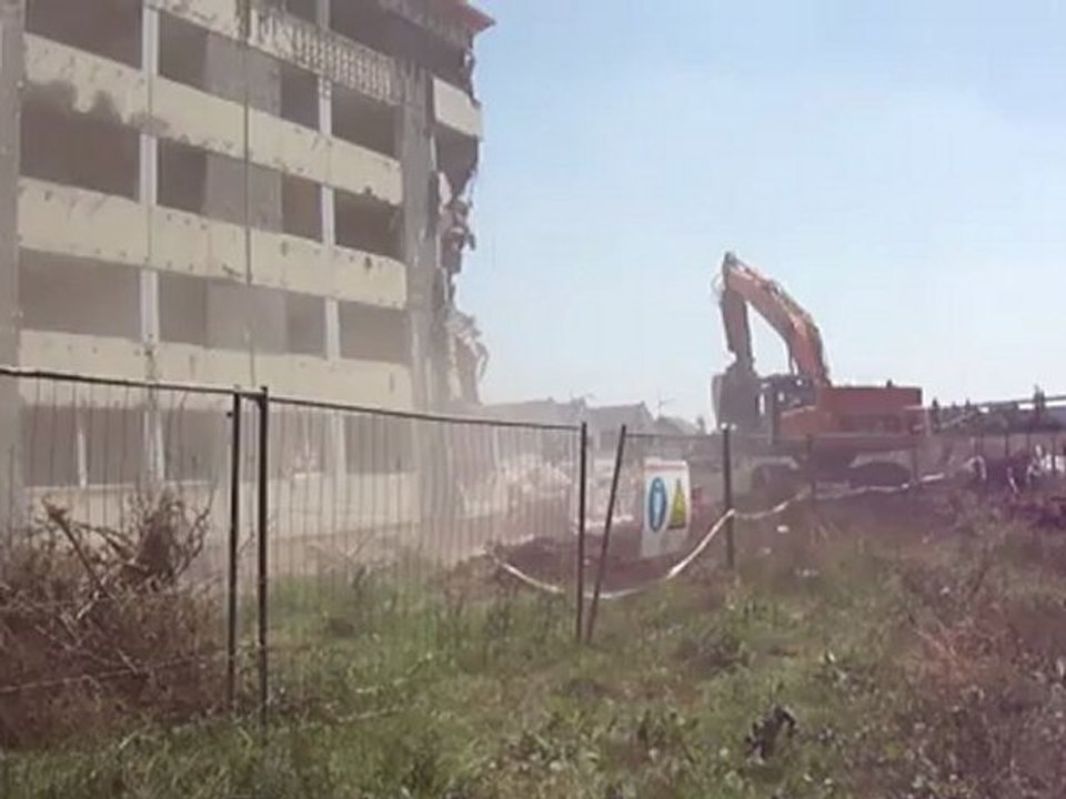 avion destruction de la rue marat cette apres-midi