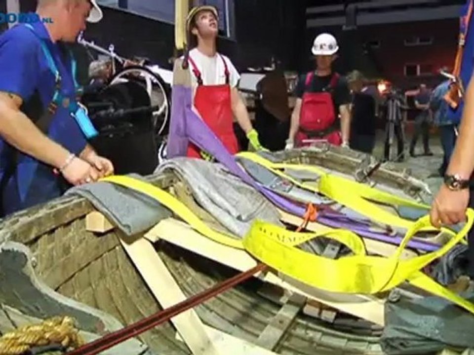 Twee boten uit Scheepvaartmuseum getakeld - RTV Noord