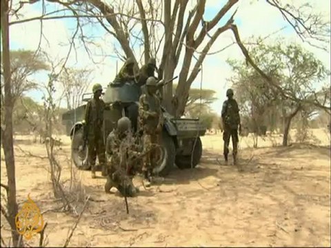 Somalis flee Shabaab violence