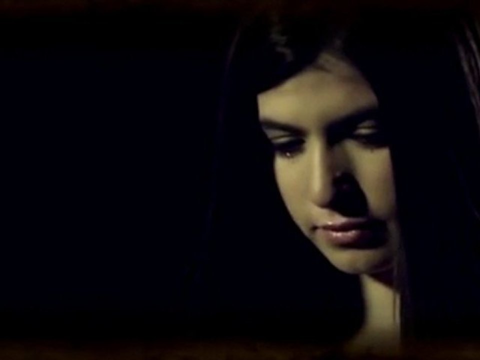 Musa Eroğlu-'''''Zamansız Yağmur  Beklerim''''''' Ben Ayrılık İstemedim ) UTANSIN ( 2012 orjinal klip