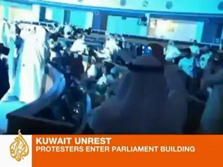 Protesters storm Kuwaiti parliament