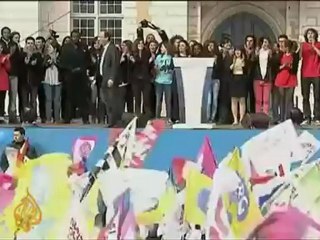 French election campaign heats up