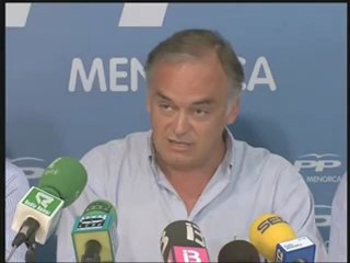 González Pons: "Creemos que la ministra de Sanidad debe dimitir hoy mismo"