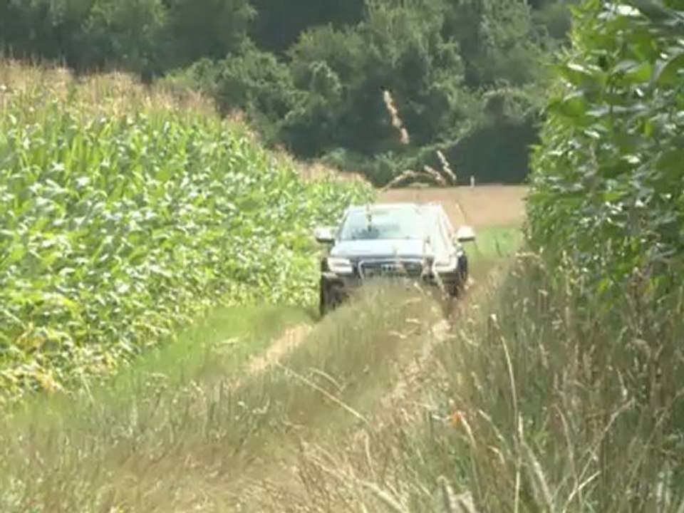 Audi SQ5 | 2013 - HD - Deutsch