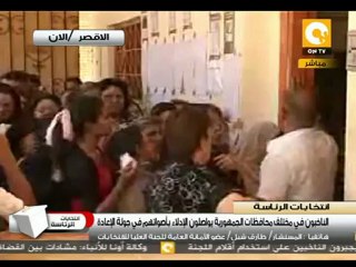 إلزام الناخبين بإستخدام الأقلام الموجودة داخل اللجان