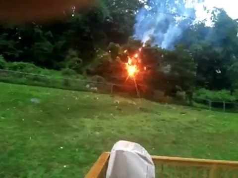 Ligne éléctrique explose