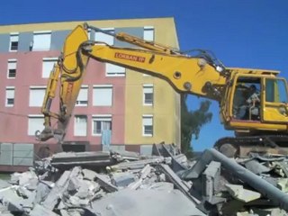 Hautmont : démolition de l'immeuble "Normandie"