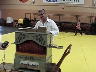 FUTUR TOURNEUR DE BAYARD  MUSIC  ou pas !!!!