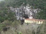 La cueva de la Virgen de Covadonga, Asturias