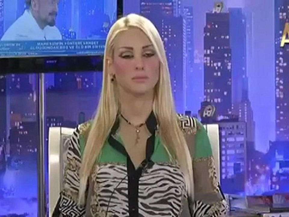 Adnan Oktar: Karl Marx Marksizmi en çürük temel olan Darwinizm'in üzerine inşa etmiştir