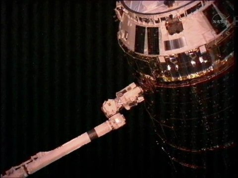 [ISS] HTV-3 Captured by Stations Robotic Arm