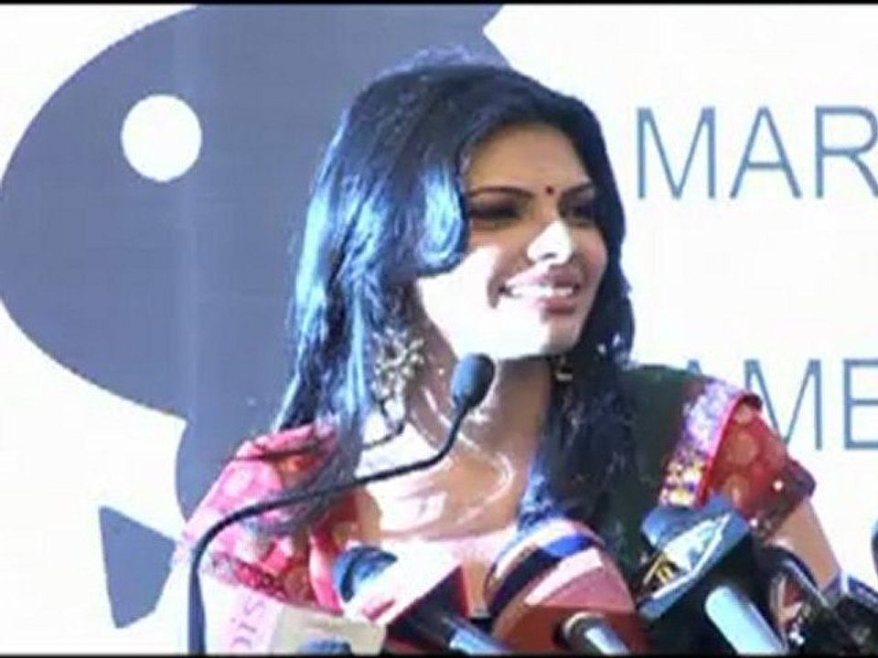 Maigzine Playboy Covergirl Sherlyn Chopra Press Confrence-02