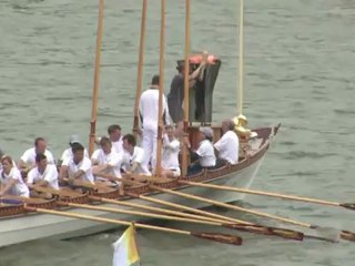 Chama Olímpica no Tâmisa