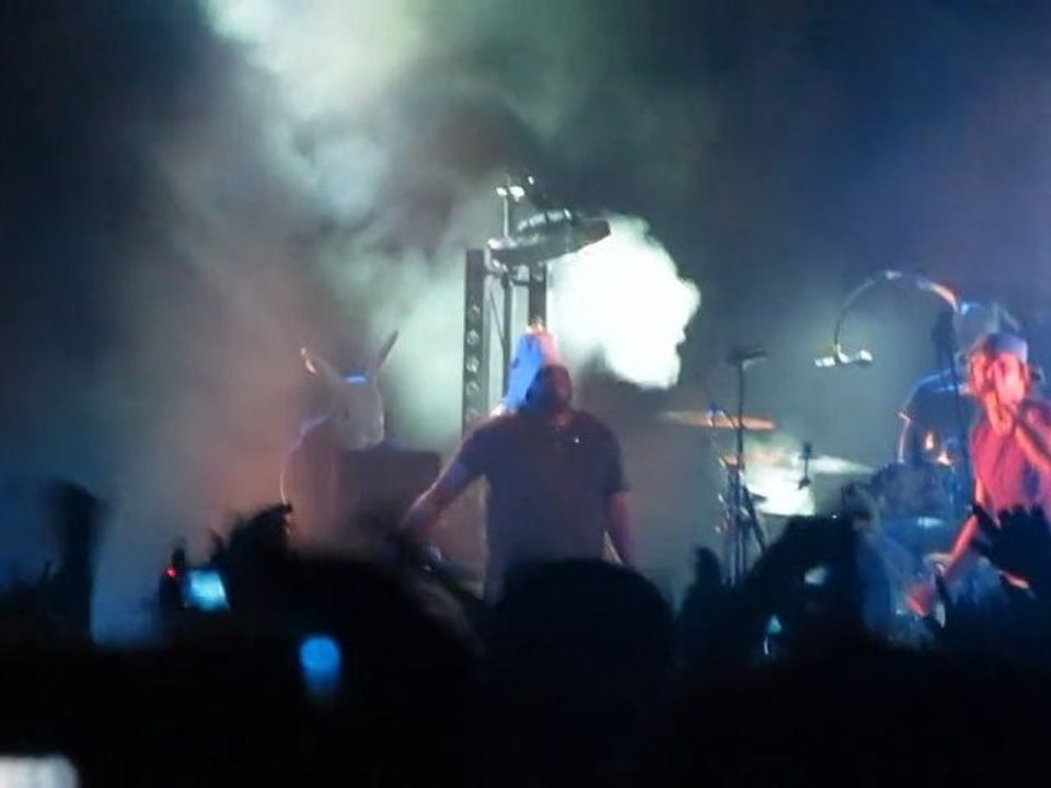 Orelsan, Plus rien ne m'étonne, concert Valence 2012, extrait