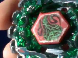 Beyblade : poison serpent vs grand cetus