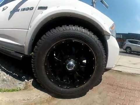 Ram 1500 Sport Crew Cab Modifier chez Landry Auto Ram Laval