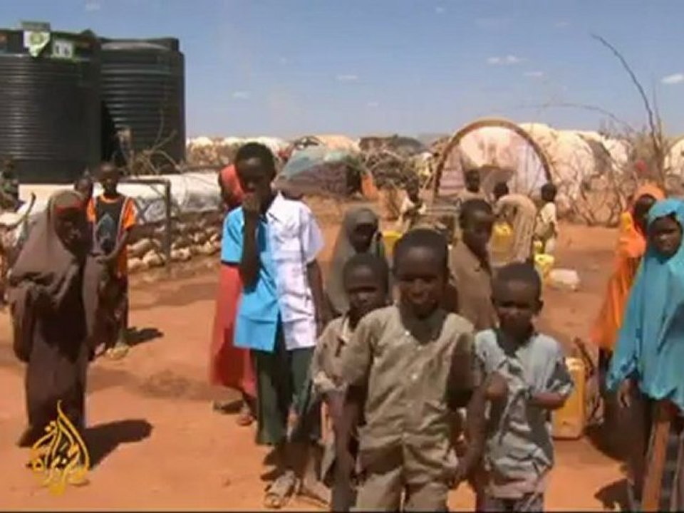 More Somali refugees pour into Dadaab camp