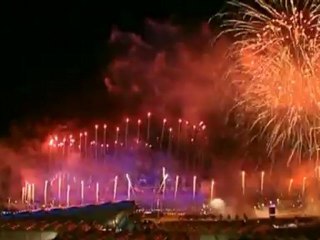 London Olympics kicks off with fireworks