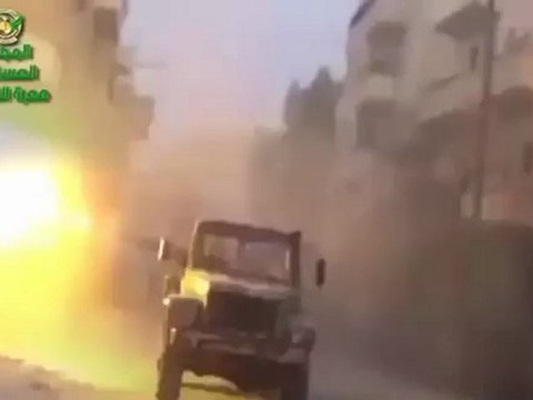 Syria فري برس ادلب عملية نوعية للمجلس العسكري في معرة النعمان 27 7 2012 Idlib