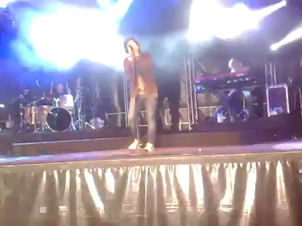 Mickael Miro la lune s'en fout 2 Portes Les Valence 27  juillet 2012