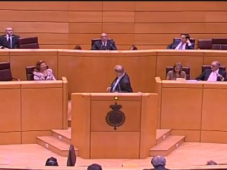 Miquel Bofill comienza su intervención en catalán y recibe un toque de atención