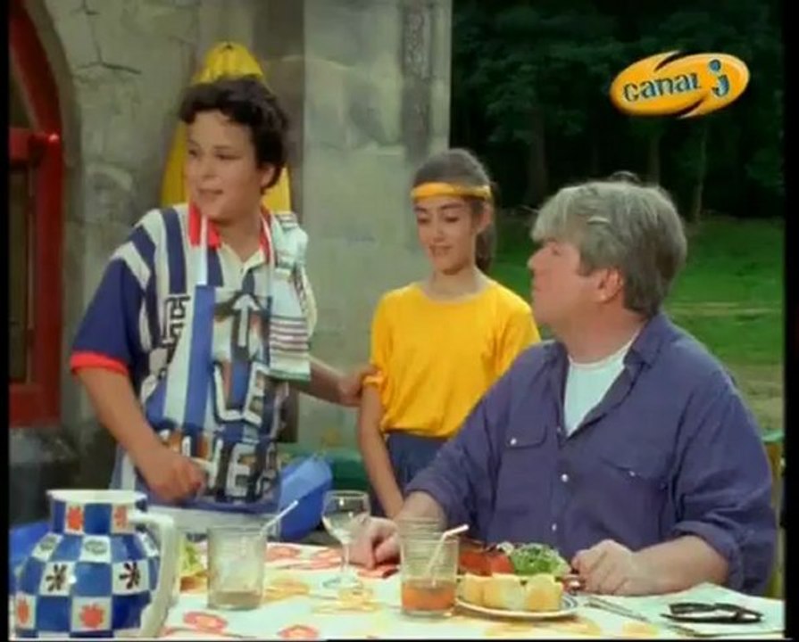 01x07 - Nos Plus Belles Vacances - Les Anglais En Vacances