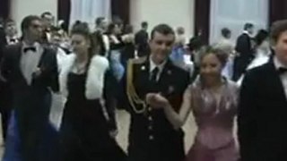 Олег Серый танцует кадриль на балу 2012. Марицабо