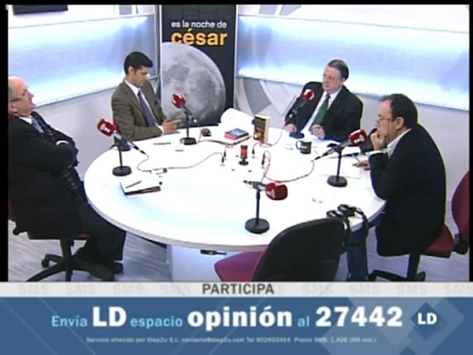 Es la noche de César: Tertulia política - 15/02/12