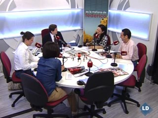 Crónica Rosa: Reaparecen los Reyes y Corinna-18/05/12